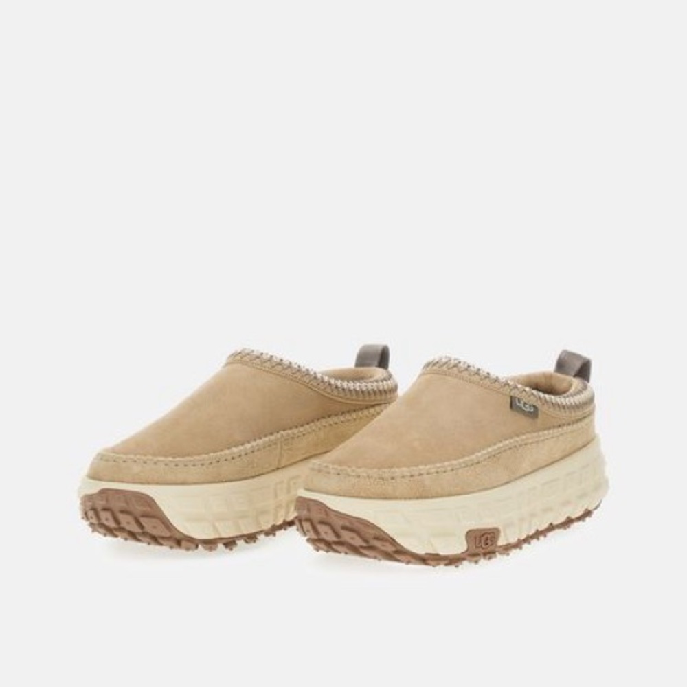 Ugg Venture Daze Color: Mustard Seed 1154530 - Picture 2 of 6